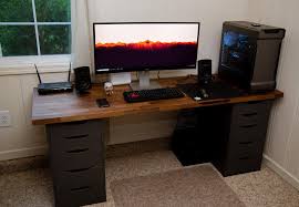 Karlby Countertop Walnut Veneer 74x1 1 2 Ikea In 2020 Desk Setup Imac Desk Setup Gaming Desk Setup