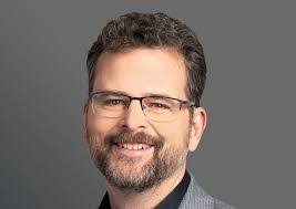 Andy Roman's Instagram, Twitter & Facebook