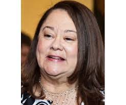 Shelly Dupre's Instagram, Twitter & Facebook