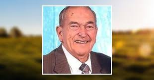 Billy Rabon's Instagram, Twitter & Facebook