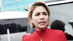 Moment gibran balik lagi ke acara gara gara selvi ketinggalan. Nikita Mirzani S Instagram Account Is Missing Archyde