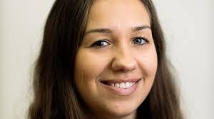 Elinor Davies's Instagram, Twitter & Facebook