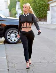 Amethyst amelia kelly (born 7 june 1990), better known by her stage name iggy azalea, is an australian recording artist and model from mullumbimby, new south wales. Iggy Azalea On Twitter I Said Bookmark Me Bitch