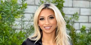 Lupe Solis's Instagram, Twitter & Facebook