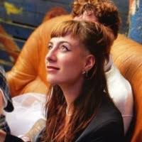 5 "Iris Muños" profiles