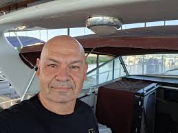 Dressed in all black, because my personality is colorful enough. 🎨