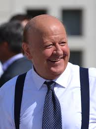 Nel 2018, però, sembra che cupido avesse scoccato l'ennesima secondo il gossip, avrebbe iniziato una relazione con la giovanissima enrica anna tarolla, che. Massimo Boldi Eta Altezza Peso La Moglie Morta Le 3 Figlie Ex Fidanzata