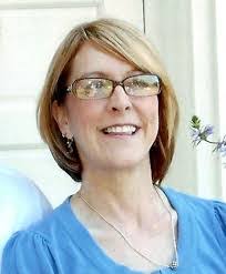 Amber Constable's Instagram, Twitter & Facebook