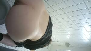 The god of toilet photography sneaks into shopping malls, panoramic rear  view shots of female customers