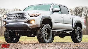 This video will show you how to install a lift kit / leveling kit for a toyota tacoma 6 lug 2wd or 4x4. 2016 2017 Toyota Tacoma 4 Inch Suspension Lift Kit By Rough Country Youtube