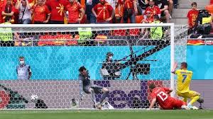 Voor sommige fans is het lastig kiezen voor welk team ze vanavond juichen. Zboc6qnfgor0rm