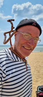 We saw Kam at the Kravis Center and he is naturally hilarious! Not super  happy about some of the folks that were bumped off of SNL's lineup, but Kam  Patterson is a