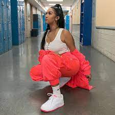 Christopher Legend On Instagram Cutest Girl In The School Baddie Outfits Cutest Girl Outfits