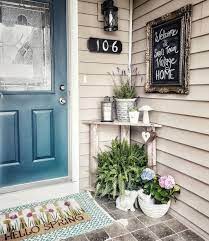 Happy Friyay All My Sweet Friends I Did A Little Spring Cleaning On Our Front Porch A Few Front Porch Decorating Spring Porch Decor Small Porch Decorating