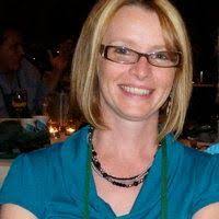 Melanie Ivey's Instagram, Twitter & Facebook