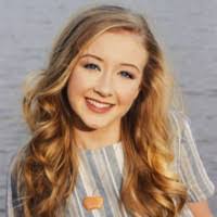 Hannah Carr's Instagram, Twitter & Facebook