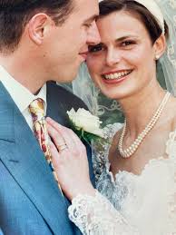 Hello Worthing Community, I am just reaching out because my partners  mother, Katy Rice, lost her engagement ring around midday yesterday while  visiting Worthing town centre. Most likely around Ambrose Place, down