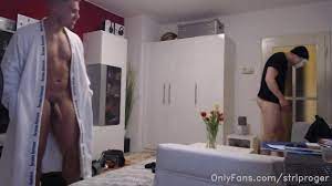 BIG ROGER WITH GAY FRIEND AT HOME - ThisVid.com