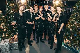 Exclusive Backstage Photos From Iheartradio Jingle Ball Nyc Shawn Mendes Camila Cabello More Monsta X Monsta X Wonho Shawn Mendes