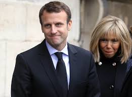 Après femme de ministre, brigitte trogneux s'apprête à devenir femme de candidat à la présidentielle de 2017. Comment Emmanuel Macron Est Tombe Amoureux De Sa Femme A 17 Ans