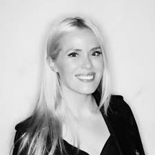 Molly O'Connor (@mopoconn)