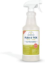 Amazon Com Wondercide Flea Tick And Mosquito Spray For Dogs Cats And Home Flea And Tick Killer Control Prevention Treatment With Natural Essential Oils Pet And Family Safe