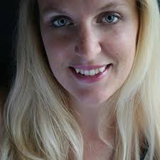 Lisa Edwards, Editor in Bangor, UK