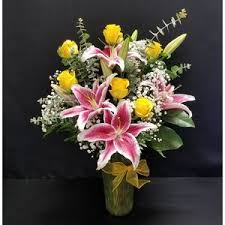 Within four hours of placing the order, your flowers will get delivered to your loved ones with same day & midnight delivery services. Keizer Or 97303 Florist Keizer Florist