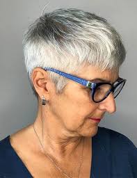 Check spelling or type a new query. 18 Best Hairstyles For Older Women Who Wear Glasses