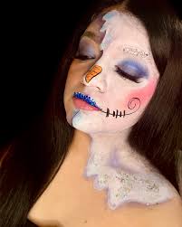 Artteran face painting and belly painting