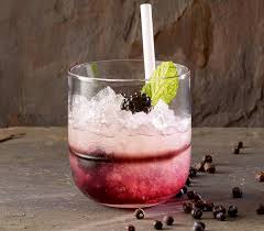 Gin Cocktail Mit Brombeeren Rezept Gin Erfrischende Cocktails Brombeeren