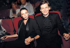 Яркий, талантливый актер и режиссер филипп янковский родился в поволжье, в театральной семье. Chem Bolen Filipp Yankovskij Ekspress Gazeta