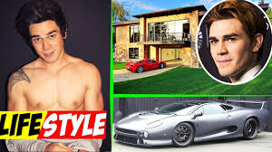 Kj has never confirmed any of his relationships with the press. Kj Apa Archie Andrews In Riverdale Lifestyle Interview Net Worth Girlfriend Biography Youtube