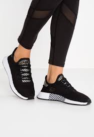 Adidas Black And Silver Women S Shoes Adidas Originals Deerupt Sneaker Low Core Black Tech Silver Metallic Zalando De Zapatos Tenis Para Mujer Zapato Tenis Zapatos