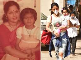 Table of contents shilpa shetty daughter samisha shetty kundra shilpa shetty biography, age, height, family, husband, son, daughter, awards, affairs actress shilpa shetty called her daughter our goddess laxmi and complete our family. Little Samisha Is A Carbon Copy Of Mom Shilpa Shetty And These Latest Photos Are Proof