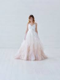 16 Beautiful Ombre Wedding Dresses Kiss The Bride Magazine