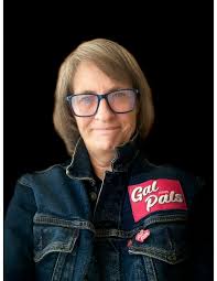 Many thanks to FlowerHire for shining a spotlight