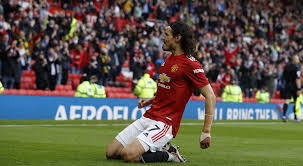In the current season for manchester united edinson cavani gave a total of 31 shots, of which 17 were shots on goal. Manchester United S Protesting Fans Treated To Cavani Wonder Goal Vs Fulham