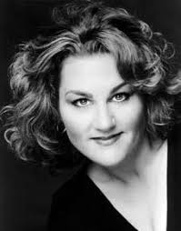 8 pm, Sunday, 8 March 2009