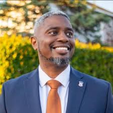 Salim Adofo (@SalimForWard8)