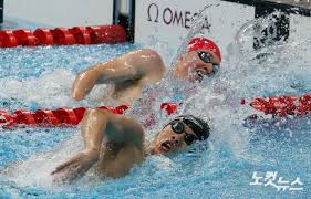 수영선수 황선우는 '제2의 박태환'이라고 불리고 있는데 한국 수영 선수 최초로 세계기록을 보유하고 있습니다. 2ph6vwg7ix1qcm