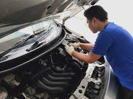 Anda hanya perlu duduk di rumah/ofis dan team carone yang akan datang untuk servis tukar minyak hitam kereta kesayangan anda. Servis Kereta Di Rumah Dengan Serv Ieyra Com