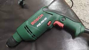 Ketika anda menyekrup bagian yang tebal saat merangkai produk furnitur, anda akan kesulitan melakukannya bila hanya menggunakan obeng. Bosch Psb 700 Re Impact Drill Made In Hungary Electronics Others On Carousell