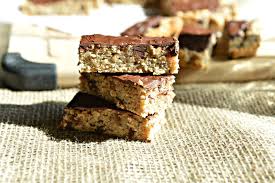 Luna bars, while lower in calories at around 180 per bar, still contain up to 27g of carbs and up to 8 grams of fat. Chewy Nut Free High Protein Granola Bars Yummymummyclub Ca