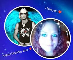 Happy birthday to our most beloved rocker!🍾🥂🎇