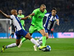 Doch er ließ sich davon nicht aus der ruhe bringen und schlug in der 58. Fc Porto Fc Schalke 04 Die Champions League Im Live Ticker Schalke 04