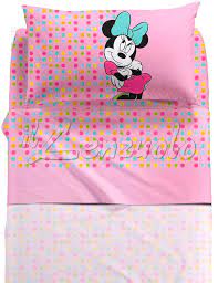 La confezione contiene un completo lenzuola per letto a una piazza e mezza che comprende: Lenzuola Una Piazza E Mezza Flanella Disney Minnie Gaia Di Caleffi