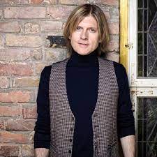 Demnach starb sie nach einer kurzen krankheit. John Kelly Verkundet Auf Instagram Sein Schwiegervater Ist Gestorben Gala De