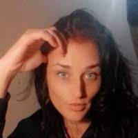 Roxanne Nash's Instagram, Twitter & Facebook