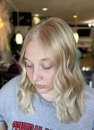 Highlights and blonde hair in Oklahoma